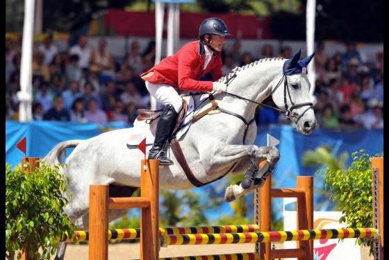 Michael Pollard with Schoensgreen Hanni at 2011 Pan American Games